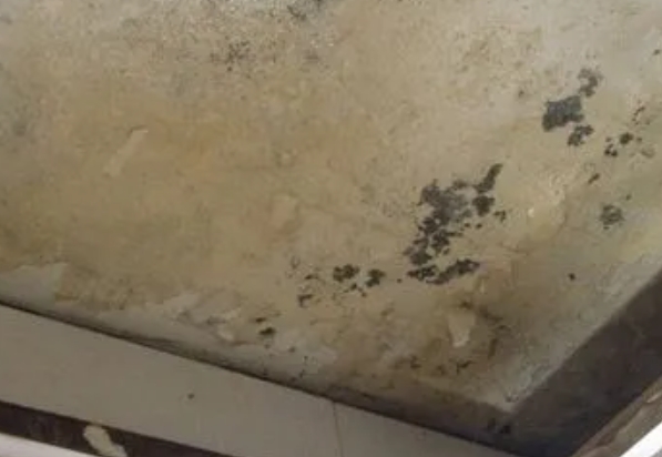 龙南阳台漏水维修公司分享下龙南卫生间渗水维修需要注意哪些问题。